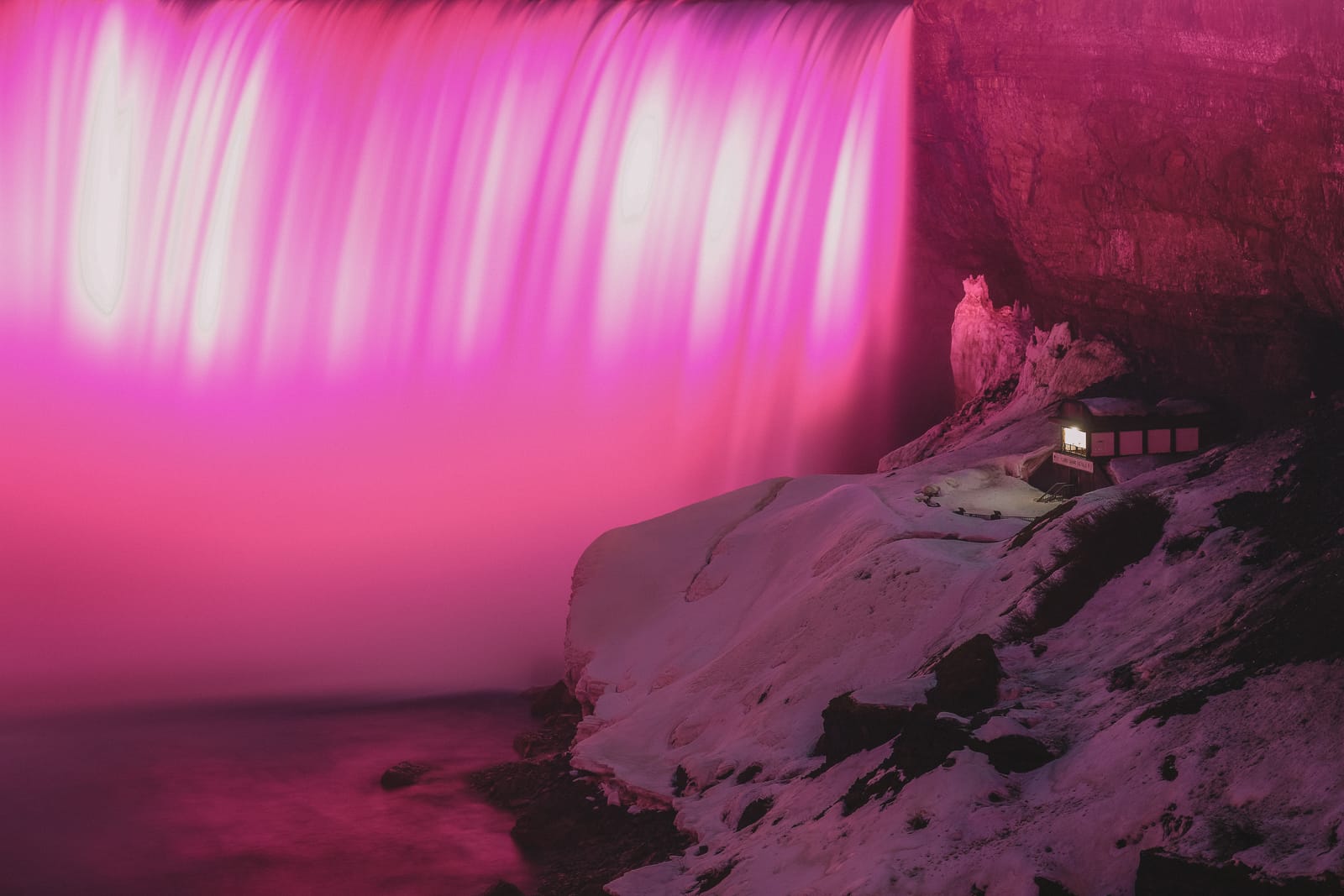 Niagara-On-The-Lake, Vineyards And Niagara Falls At Midnight (74)