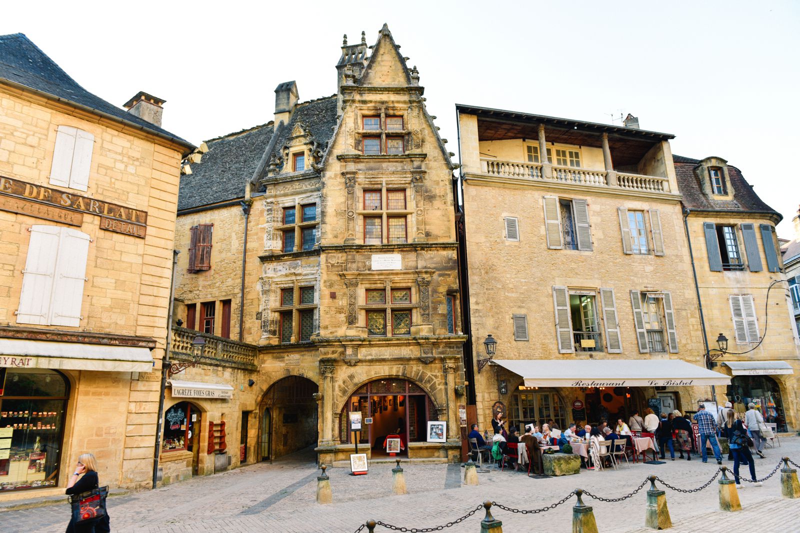 The Old Historic French Town Of Sarlat (3)