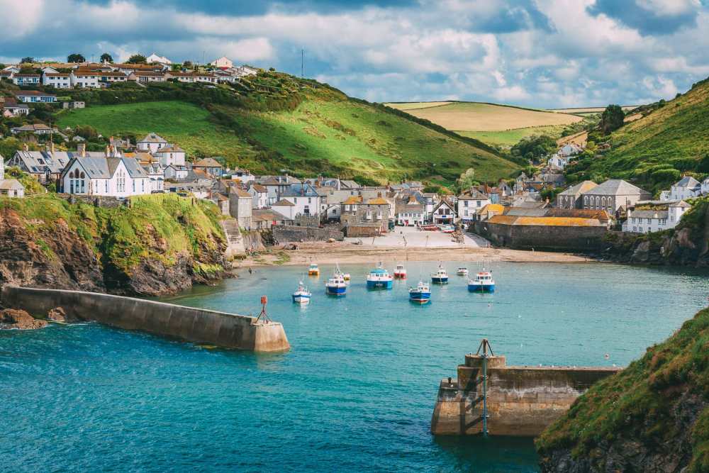 Places To Visit On The The Coast Of Cornwall, England (12)