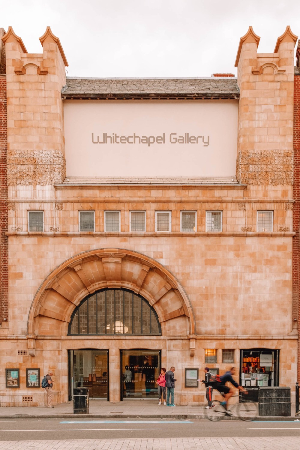 Whitechapel Gallery London