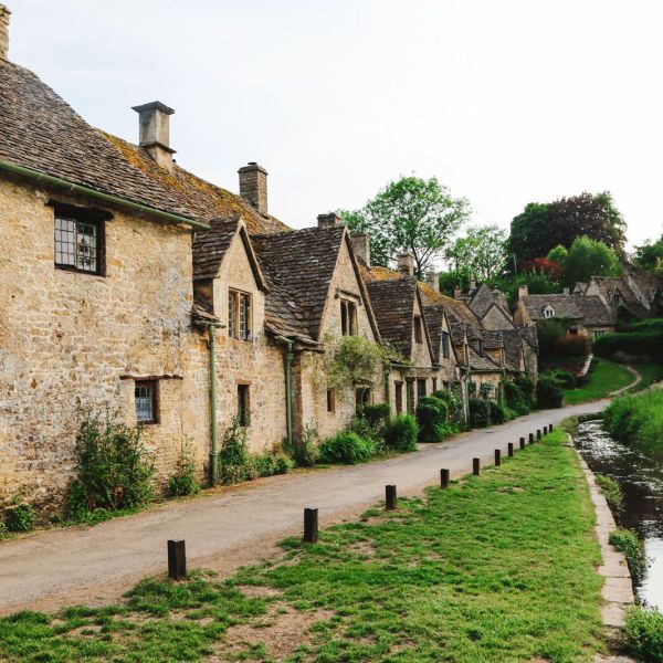 16 Places In The South of England That Are Definitely Worth Seeing On Your Road Trip! (2)