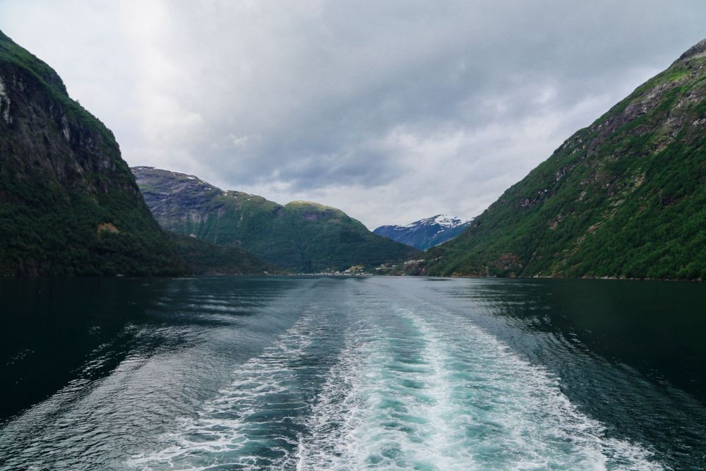 A Journey Through The Beautiful Geirangerfjord, Norway (6)