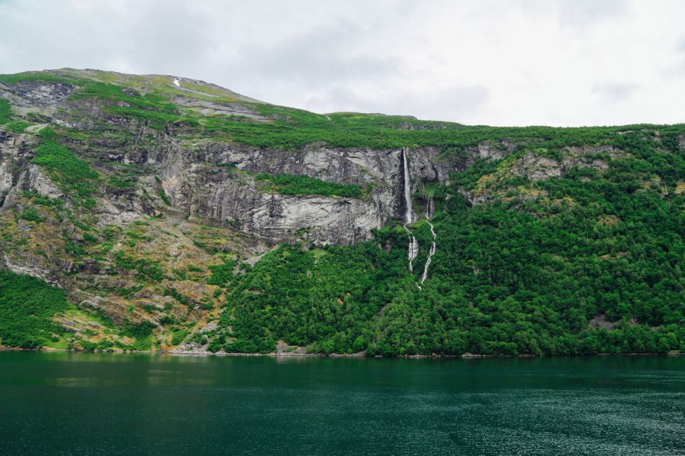 A Journey Through The Beautiful Geirangerfjord, Norway (25)