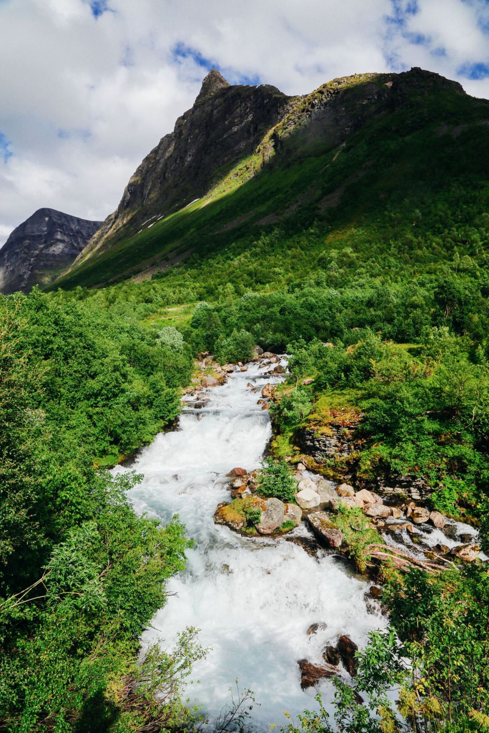 Exploring Storseterfossen Waterfall - A Waterfall In Norway You Can Walk Behind! (9)