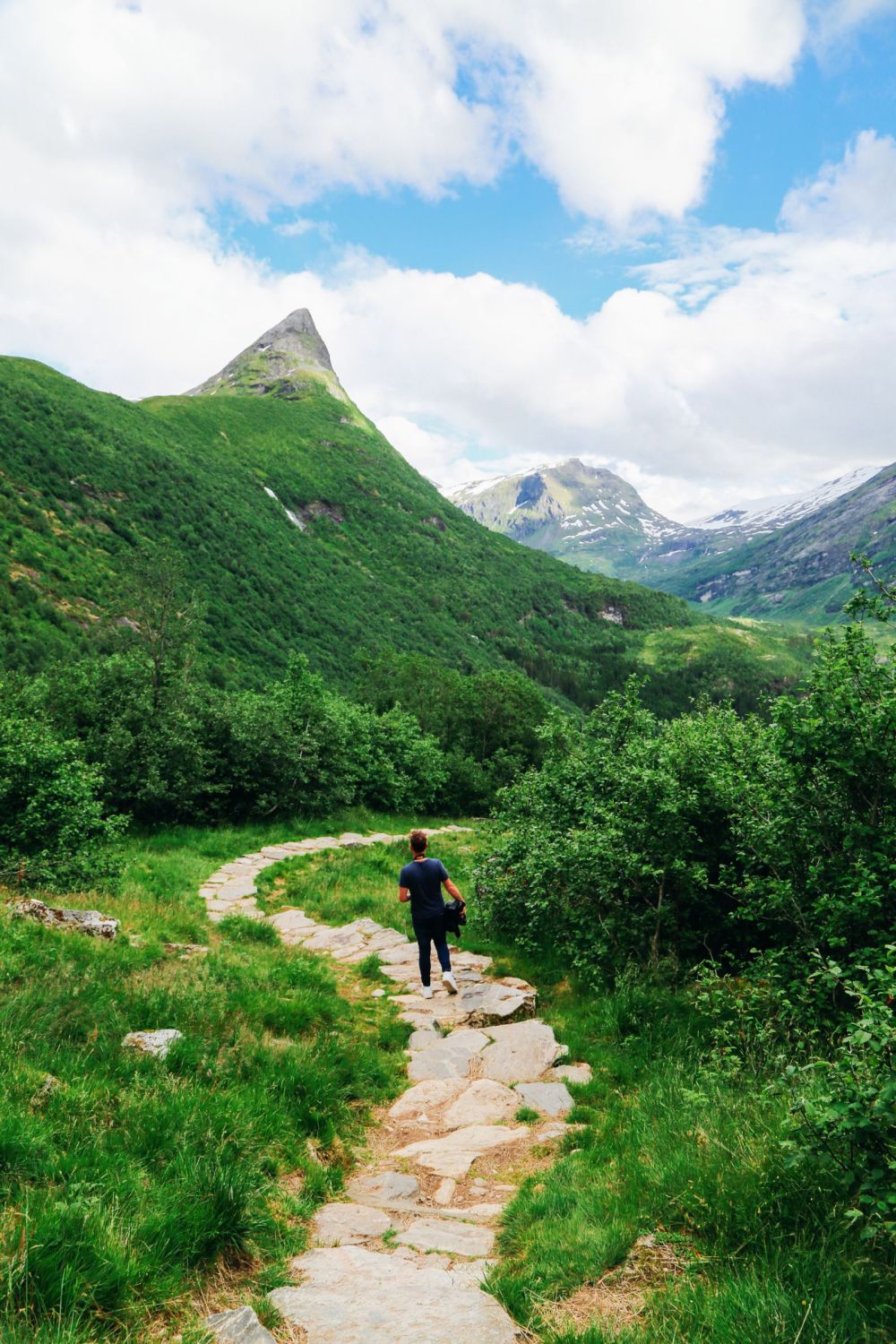 Exploring Storseterfossen Waterfall - A Waterfall In Norway You Can Walk Behind! (28)