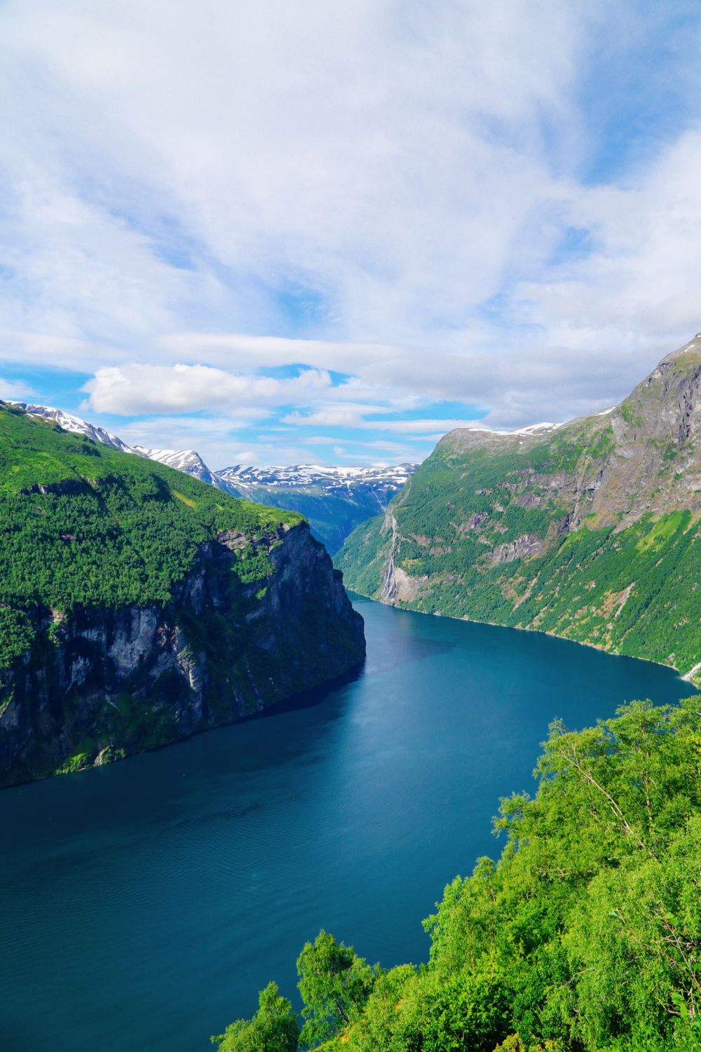 Exploring Storseterfossen Waterfall - A Waterfall In Norway You Can Walk Behind! (33)