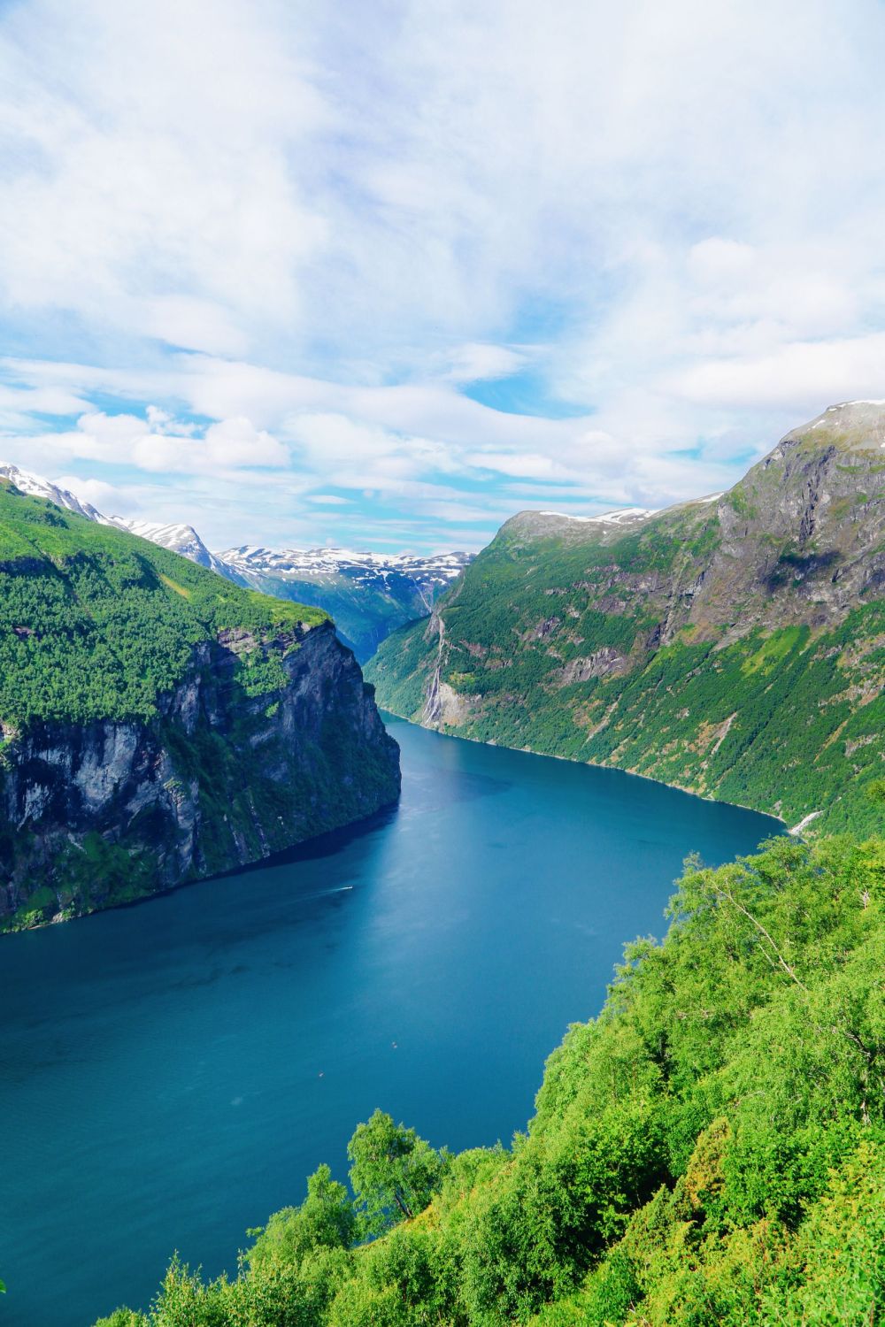 Exploring Storseterfossen Waterfall - A Waterfall In Norway You Can Walk Behind! (38)