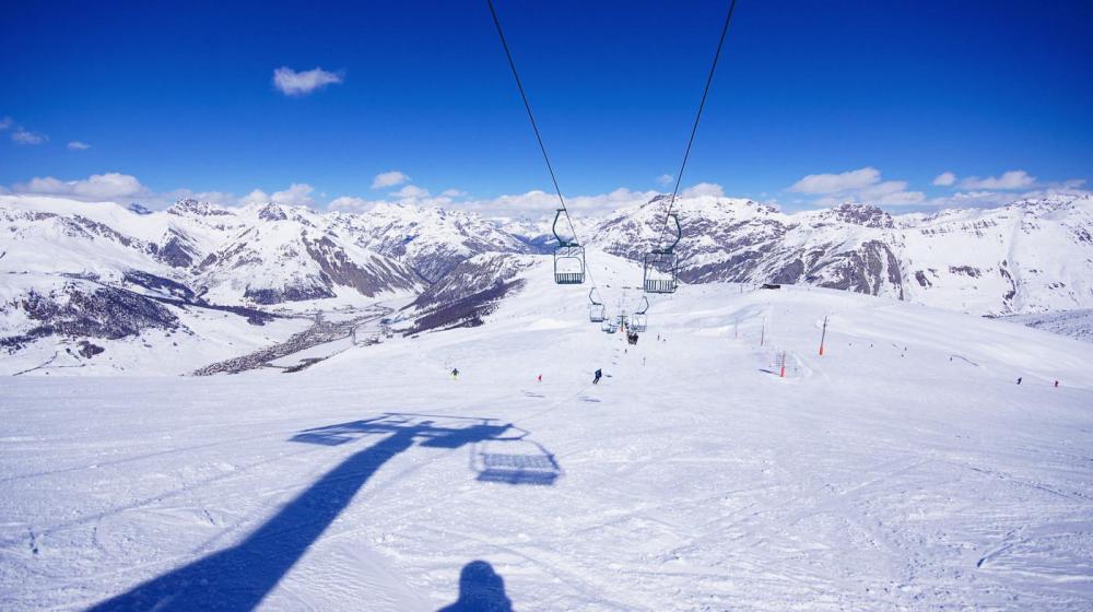 The 10 Best Places To Go On A Skiing Holiday! (4)